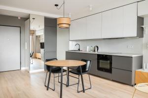 Białołęka Deluxe Studio by BookingHost