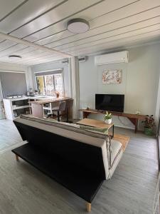 Salty studio apt Santa Teresa center