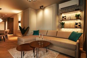 Azure Escape luxury apartments Sarande