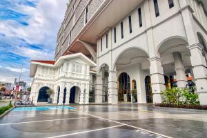 22 Macalisterz Premium Suites Penang by BYON