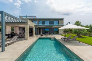 Villa Visignano with Sea & Old Town Views by AdriaticLuxuryVillas