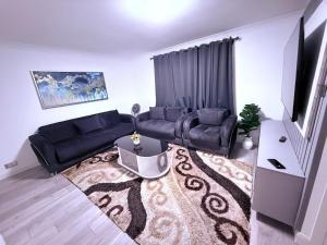 Beautiful, modern and spacious one-bedroom apartment, fully equipped with free parking