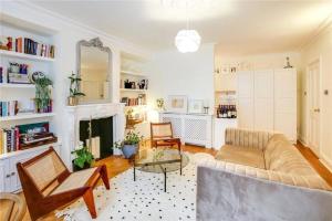 Charming Flat Near Holland Park