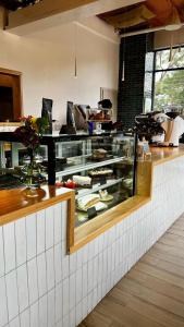 Stylish 3bedroom with a Rooftop Pool