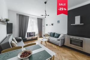 Dlouha Hemingway apartment