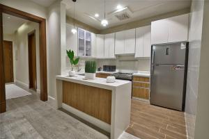 Modern Stylish and Entry Smart Apartment