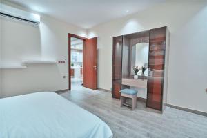 Modern Stylish and Entry Smart Apartment