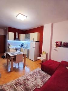 Summer apartment by seaside for rent