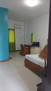 Reef Hostel