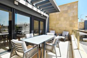 Lovely Flamenca Village Penthouse-Apartment