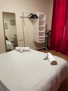 Cozy Room in the Heart of Barcelona