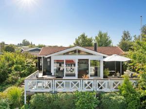 Holiday Home Elfrede - 600m from the sea by Interhome