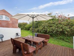 Apartment Edly - 2-3km from the sea by Interhome