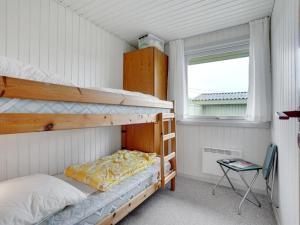 Holiday Home Siv - from the sea by Interhome