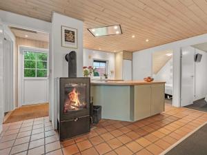 Holiday Home Iliana - 1km from the sea by Interhome