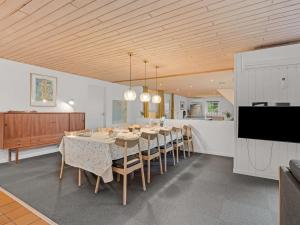 Holiday Home Iliana - 1km from the sea by Interhome