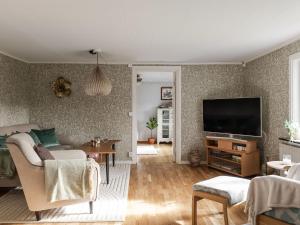 Holiday Home Skjutsmåla by Interhome