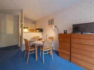 Studio Eugénie-4 by Interhome