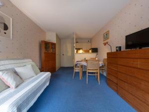 Studio Eugénie-4 by Interhome