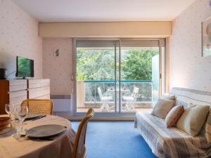 Studio Eugénie-4 by Interhome