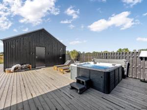 Holiday Home Stenkil - 1-2km from the sea by Interhome