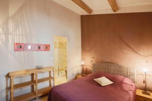 Apartement with pool for rent in Bonnieux LAdjudant