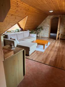 Zengő Lélek-Fèszek