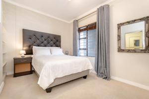 Sandton Central Luxury Westpoint 2 bed 2 bath Apartment - near Nelson Mandela Square