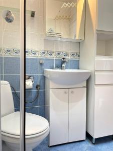 Cozy Two Bedrooms Apartment in Cracow City