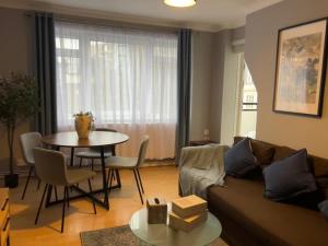 Elegant & Modern Flat in SW London