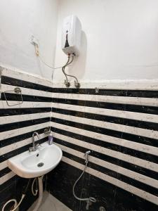 Vedas Suites- Saryu Ghat Ayodhya