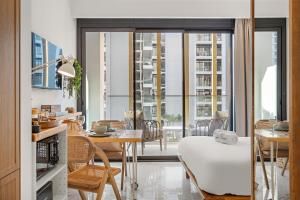 FIRST CLASS Studio Luxury Comfort , Pool View