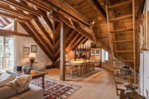 Casa Blanhiblar by Totiaran