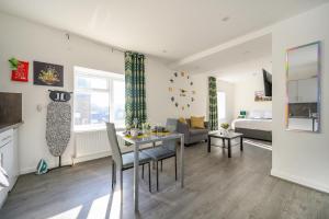 11F2 Captivating & luxurious Stay