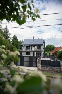 ÚJ - Emili Apartman Miskolctapolca - 27 főre