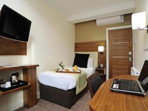 London Bloomsbury Square Hotel by IHG