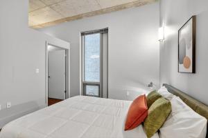 Towers at Opop 401 Spacios and Cozy 1 bd 1 b