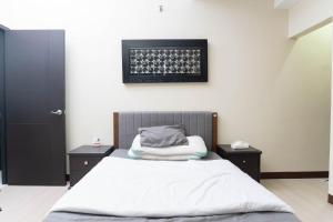 101 Newport Boulevard 1BR with Parking - Pasay City