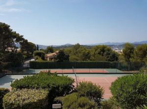 Very nice fully renovated studio with sea view