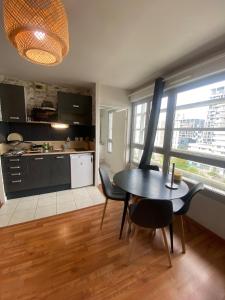 Y&E - Gare SNCF - Cité Congrès - Centre - Parking