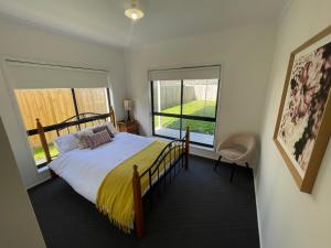 The Hobson Dual Living, close to surf beach and pet friendly