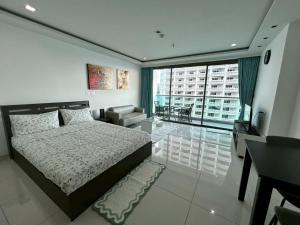 Wong Amat Tower Condominium 1205