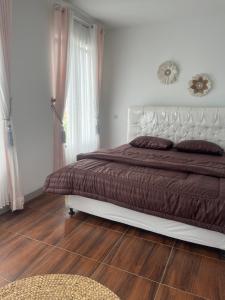 Villa Falenia City View Family Only