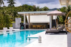 Ultra-Modern 6-Bedroom in Golf Course - PH6