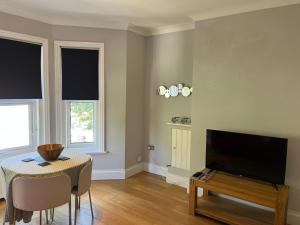 Sandown Seaside apartment First Floor Kasala