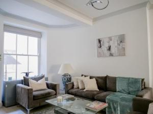 Super Spacious 3 Bedroom and 3 Bathroom Apartment