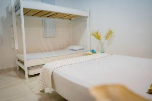 La Puerta del Ángel LOW COST