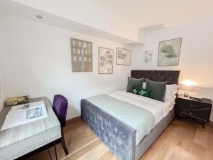 Exceptional Mews House in Chelsea