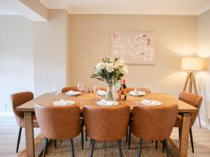 Large 6 bedroom Residence Retreat in Holland Park