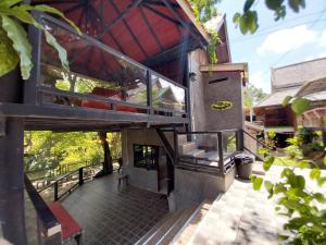 Bamboo River House Kaengkrachan